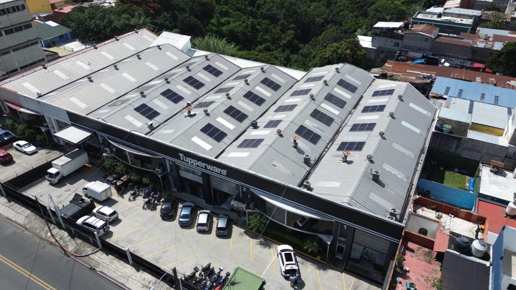 Tupperware paneles solares Ecolumen